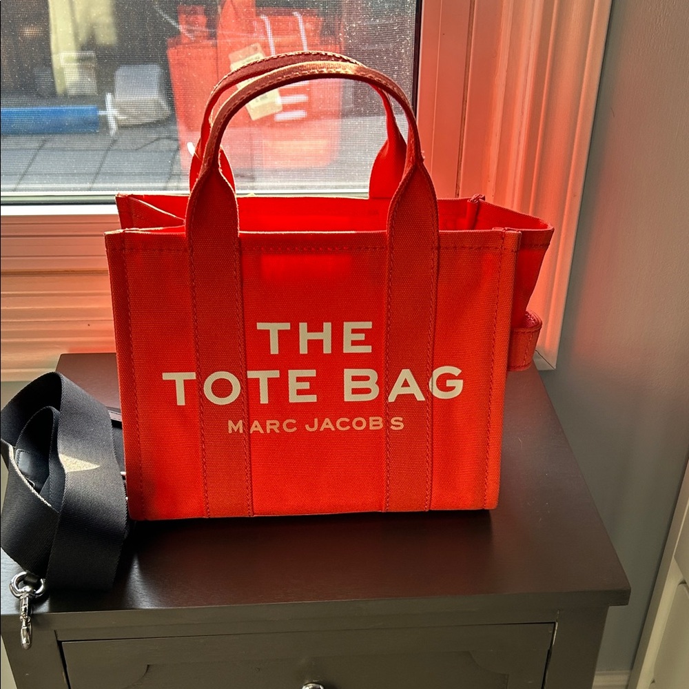 Marc Jacobs Tangerine Canvas The Tote Bag - Small Top-Handle Briefcase Style